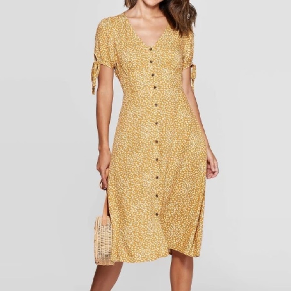 Universal Thread Floral Midi Dress